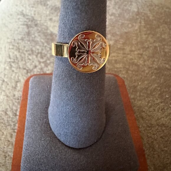 Rustic Cuff Gold and White Ring - Picture 7 of 7